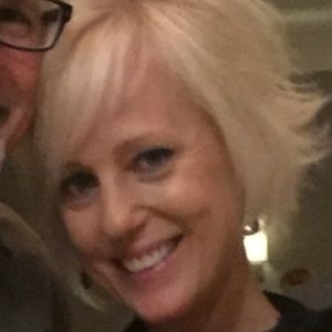 Meet your Posher, Suzy